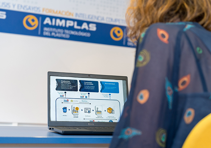 Foto Kiwa IVAC y AIMPLAS facilitan a la industria de los plásticos la certificación del contenido en reciclado de sus productos.